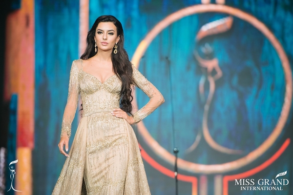 Украинка вошла в десятку самых красивых девушек планеты: трогательная речь участницы