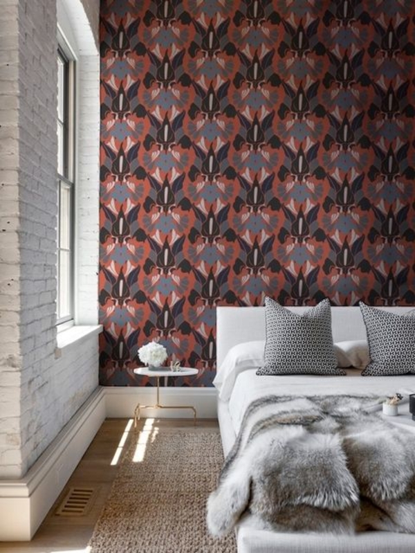 Выбираем обои для спальни: 15 ярких идей