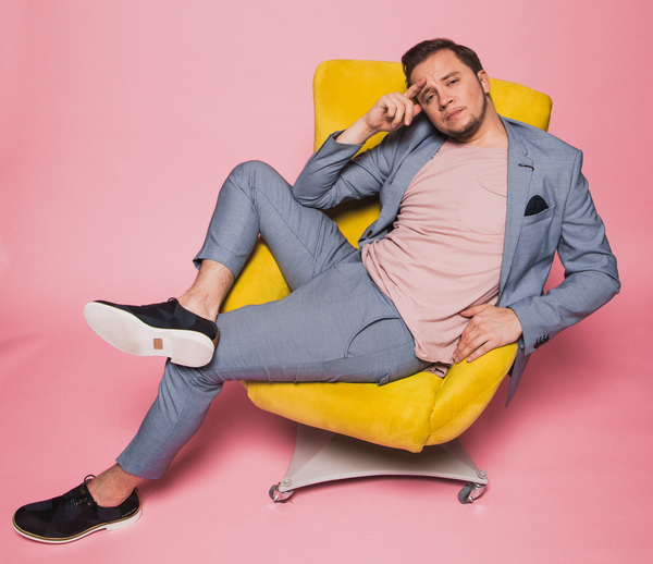 Шоумен Артем Гагарин презентовал скандальный трек