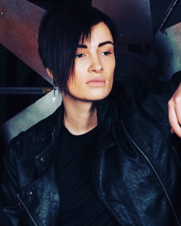 Анастасия Приходько похвасталась новой прической