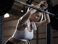 Силовые тренировки для женщин: равномерная нагрузка