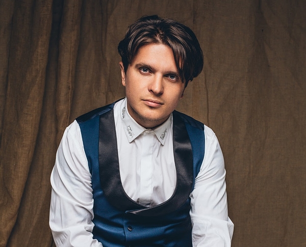 Анатолий Анатолич станет ведущим премии YUNA 2018