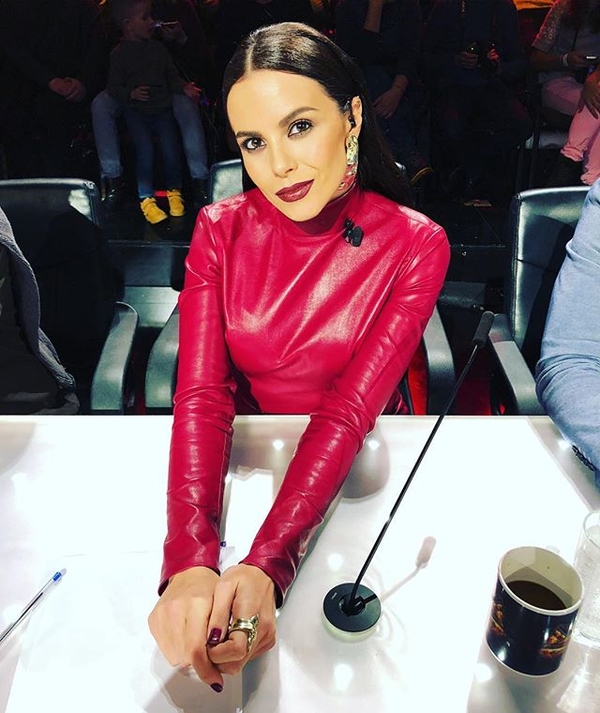 Настя Каменских сменила вид транспорта