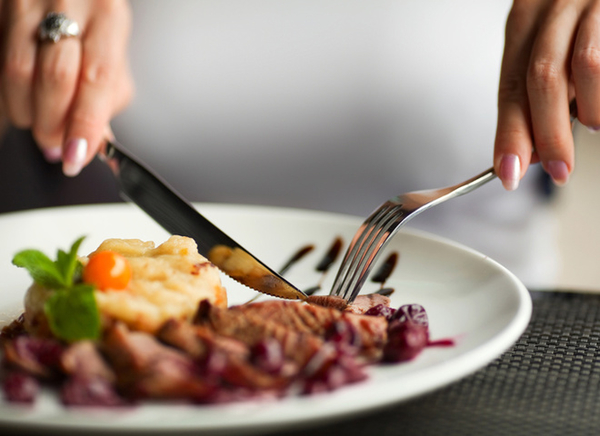 Как обмануть чувство голода: 5 проверенных уловок