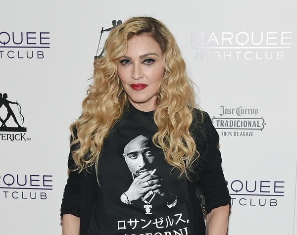 Мадонна удивила снимком без макияжа