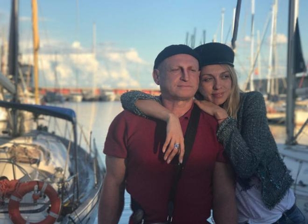 Муж Оли Поляковой попал в госпиталь в Шри-Ланке