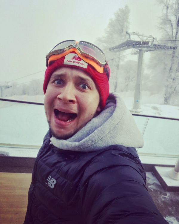 Отдых звезд: Артем Гагарин показал свою семью