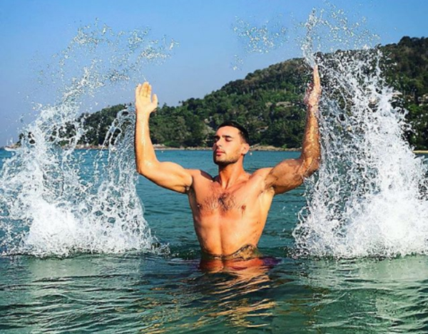 У Виталия Козловского новая девушка?