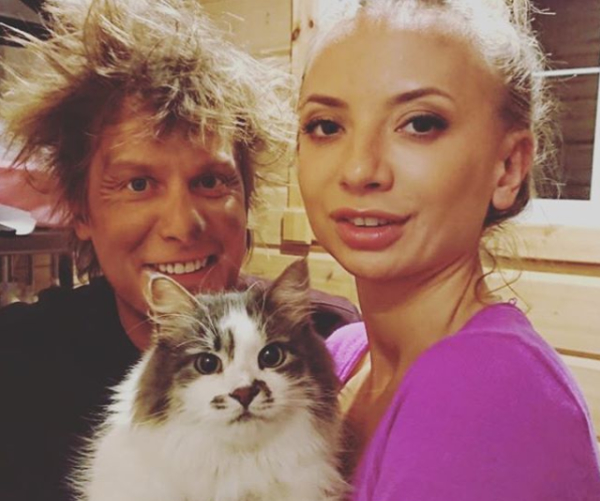 Ирина Сопонару опубликовала фото в свадебном платье со Степаном Казаниным