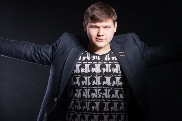 Известно, как победитель " Х-Фактора" Александр Порядинский отметил свой день рождения