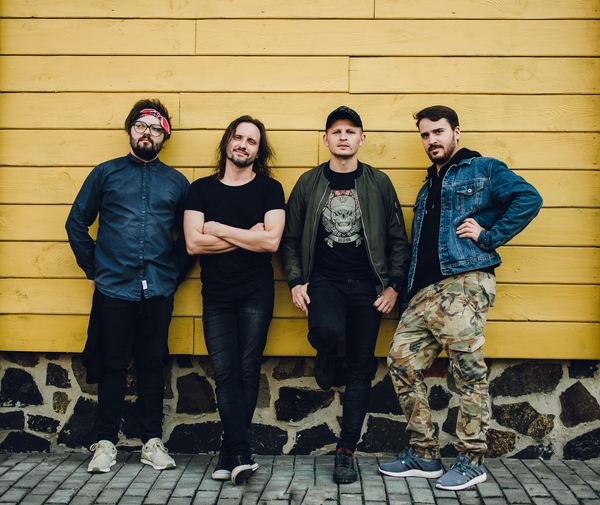 Группа "Фиолет" презентовала сингл, который приснился солисту