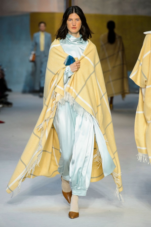 5 самых ярких показов с недели моды в Лондоне