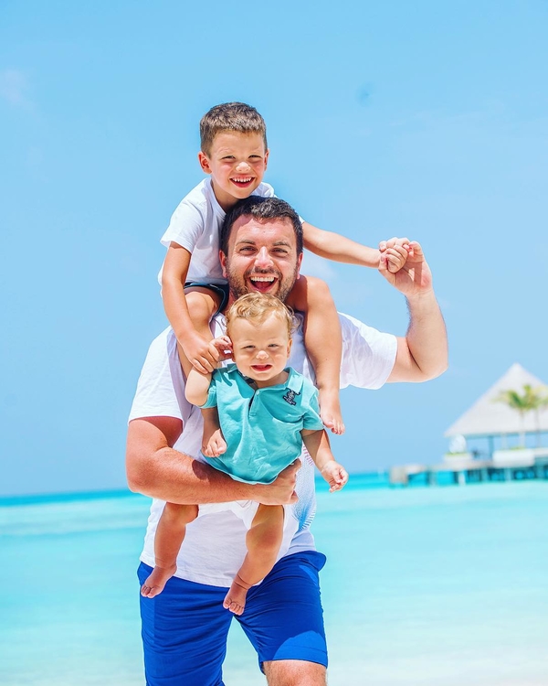 Григорий Решетник впервые показал сына