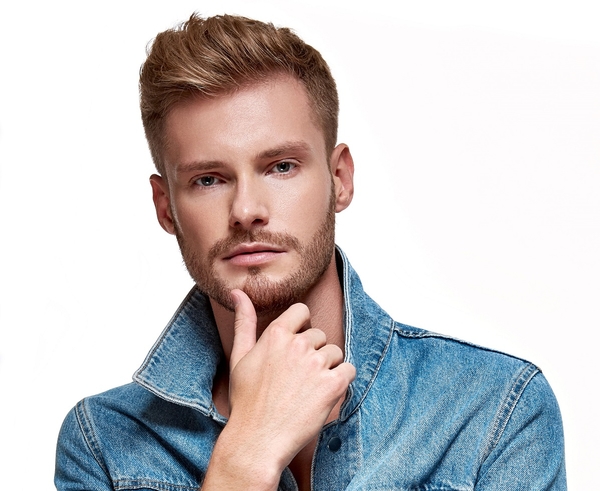 Молодой украинский артист выпустил главную песню этой весны