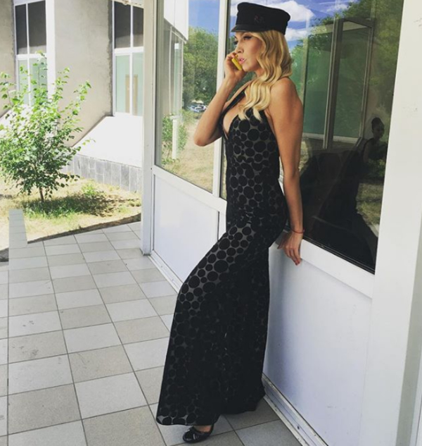 Оля Полякова возмутилась работой коммунальных служб