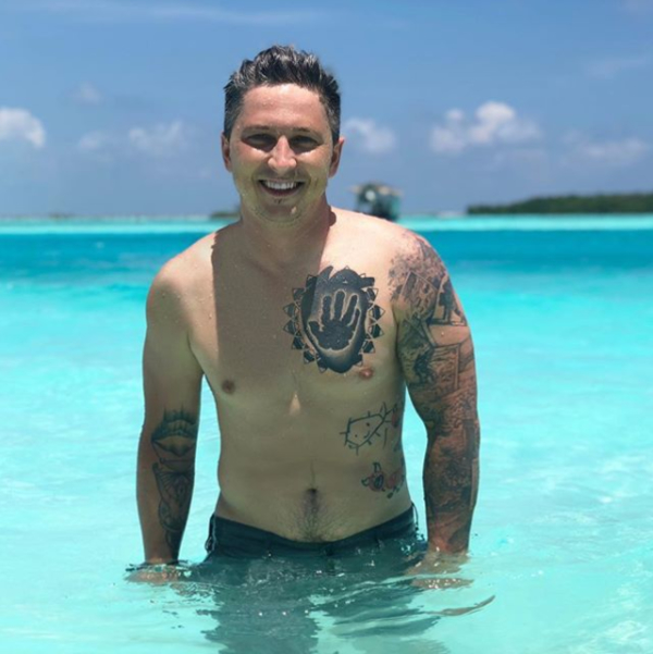 Александр Педан поделился архивным снимком с дочерью