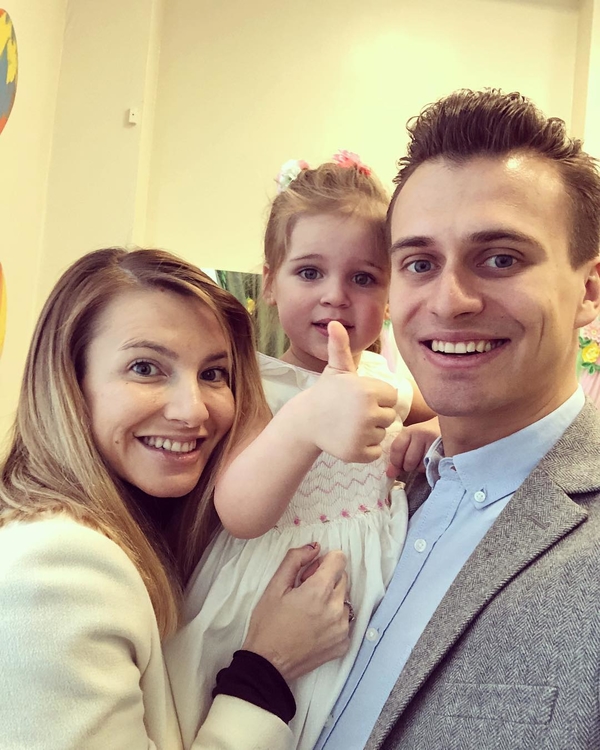 Александр Скичко с женой планируют отдать дочь на балет