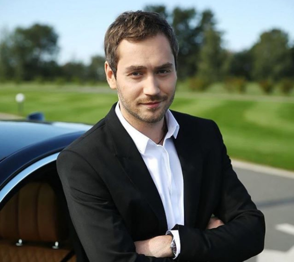 Холостяк 8 сезон Украина: смотреть 3 выпуск онлайн