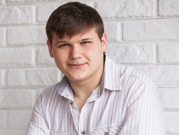 Премьера дебютного клипа: "Непокiрна" Александра Порядинского