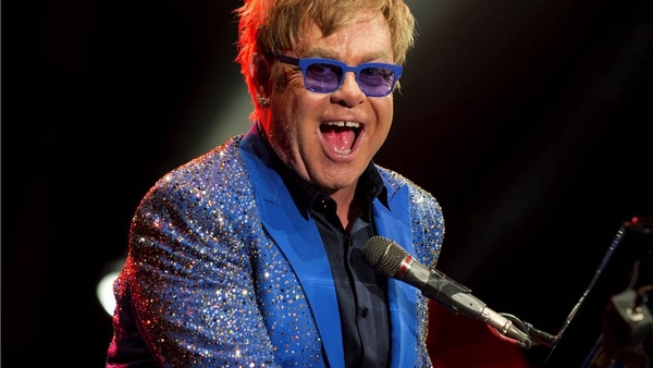 Украинец создал обложку для нового альбома Элтона Джона