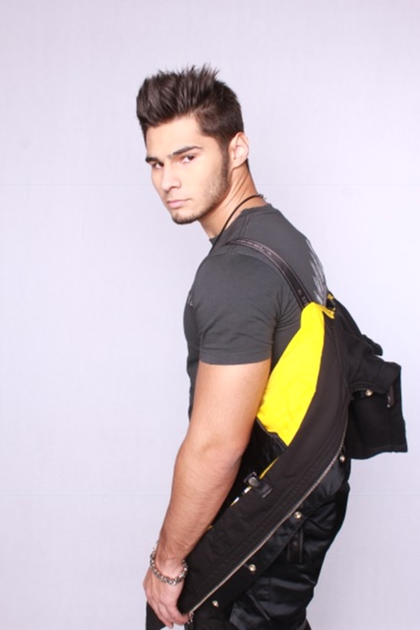 NIKITA LOMAKIN готовит сюрприз своим поклонникам