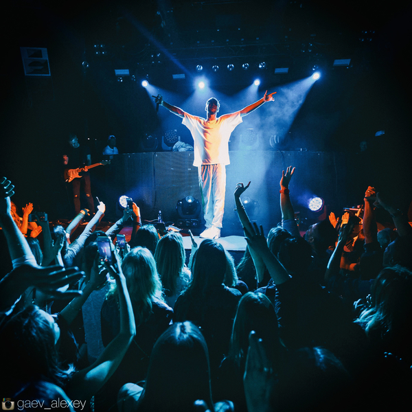 Макс Барских в США: как проходит тур певца