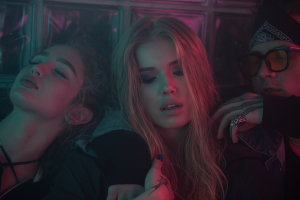 “Наша ночь”: певица LELA и блогер Андрей Мартыненко представили совместный клип