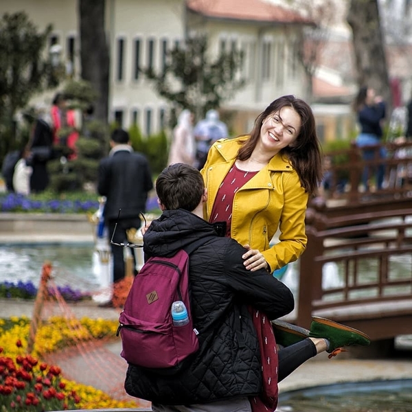 Оля Цибульская показала своего мужа в новом клипе