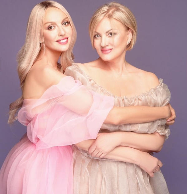 С Днем матери: трогательные поздравления украинских звезд