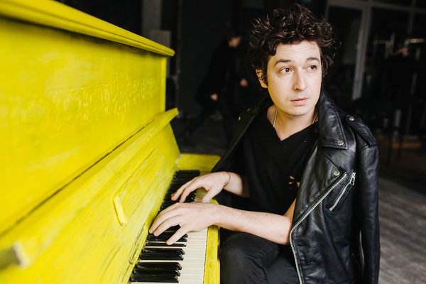 Pianoбой подарит концерт выпускникам украинской школы