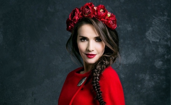 Актриса, которая поет: Наталия Орейро празднует 41-й день рождения