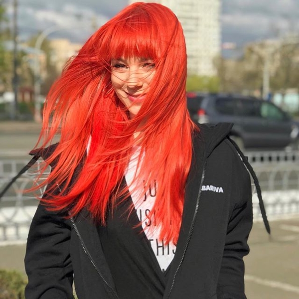 Светлана Тарабарова впервые вышла в свет после новости о беременности