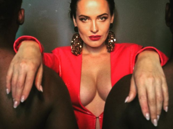 Даша Астафьева стала блондинкой