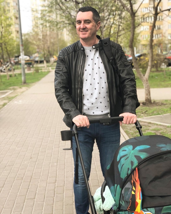 Дядя Жора показал всю свою семью