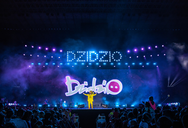 DZIDZIO представив свою маму на концерті у Львові