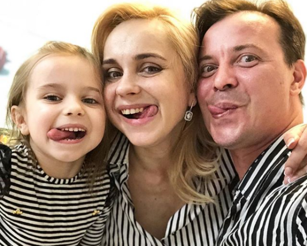 Семейная идиллия: Лилия Ребрик показала, как отдыхает с мужем и детьми