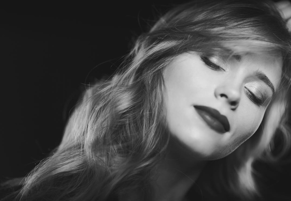 Звезда сериала "Сваты" Анна Кошмал беременна