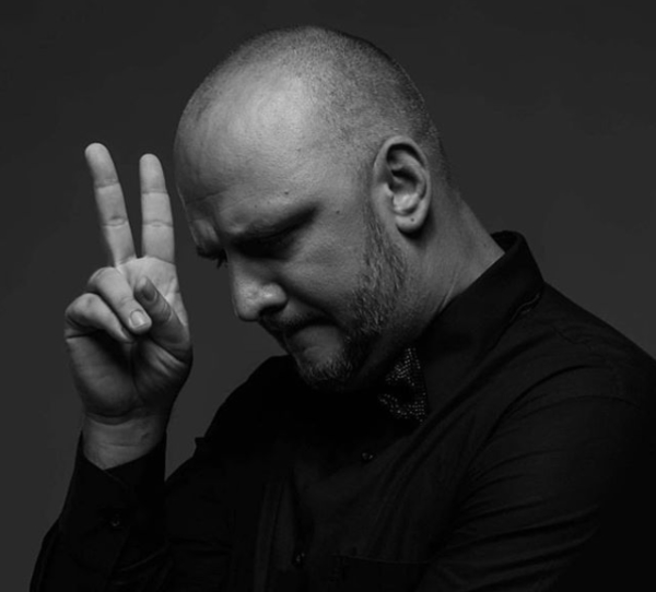 Потап показал своего отца