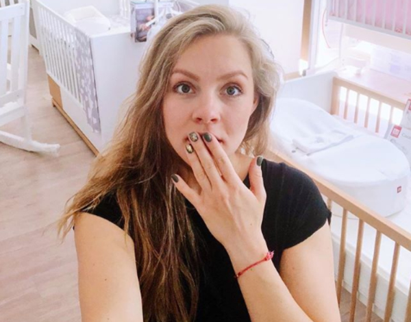 Алена Шоптенко показала, как готовится к родам