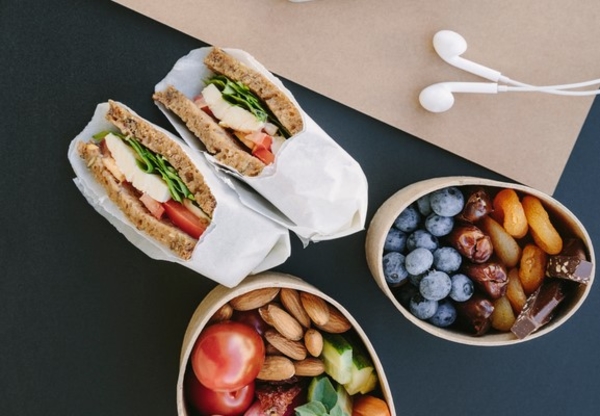 ТОП-5 продуктов, которые можно взять с собой в дорогу