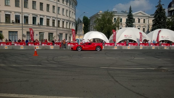 Гонки, DJ Battle, карнавал и безудержный драйв: чем жила столица в минувшие выходные