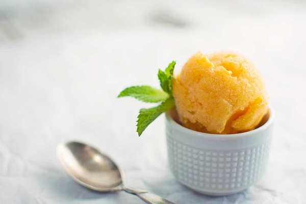 Только для взрослых: простой рецепт абрикосового сорбета с ликером