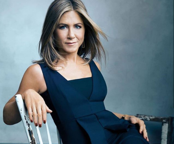 СМИ: Дженнифер Энистон крутит роман сразу с двумя мужчинами