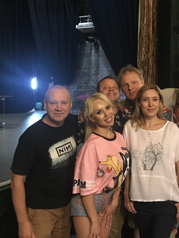 СолоХа и Винницкая сыграют в "Особенностях национального секса"