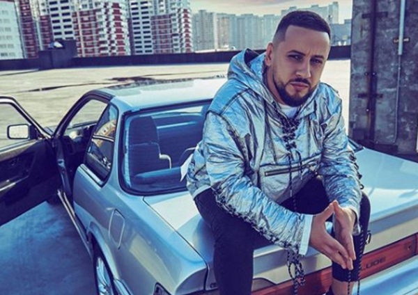 MONATIK анонсировал уникальное шоу на "Олимпийском"