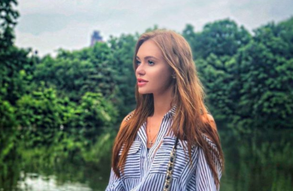 Славе Каминской - 34: горячие фото певицы