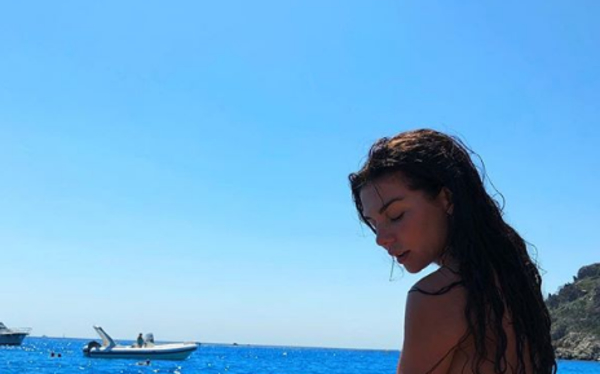 Анна Седокова впервые привезла сына в Киев