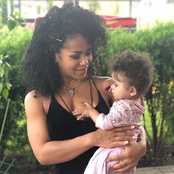 Гайтана показала подросшую дочь: фото