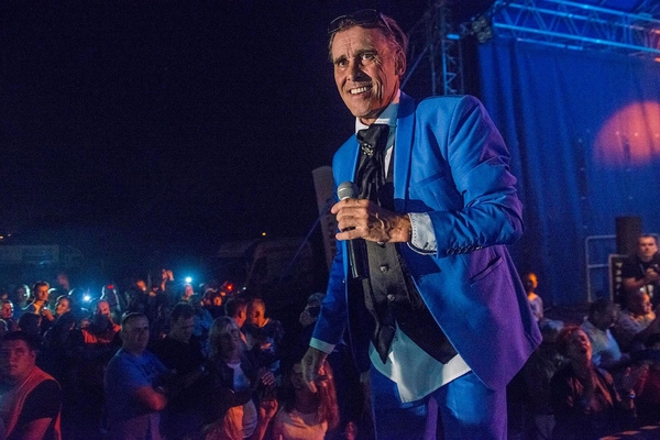 Лидер Bad Boys Blue: о визите в Украину и отношении к артистам-двойникам