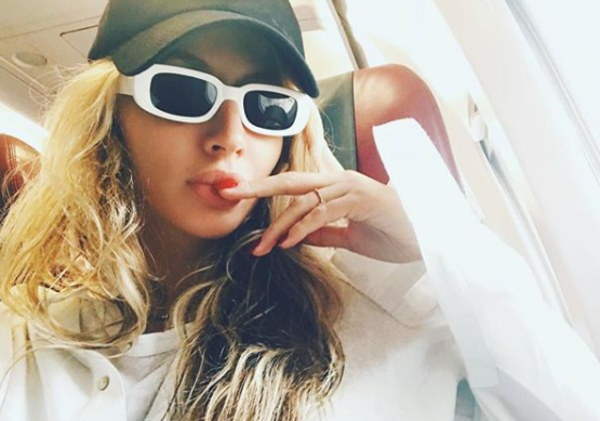 Светлана Лобода поделилась архивным "беременным" фото